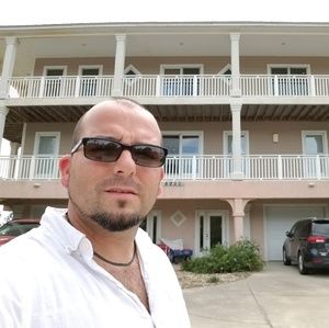 Meet your Posher, Bobby